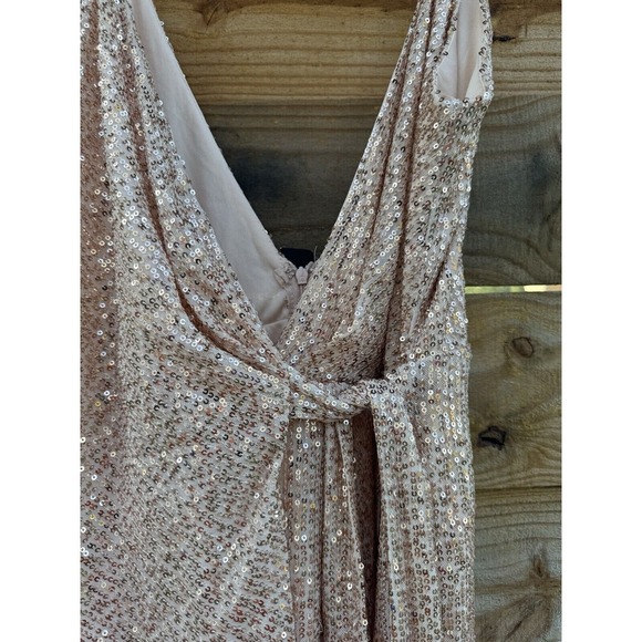 Fashion Nova Front‎ Of The Line Sequin Romper Size Small Rose Gold Color - Picture 3 of 15